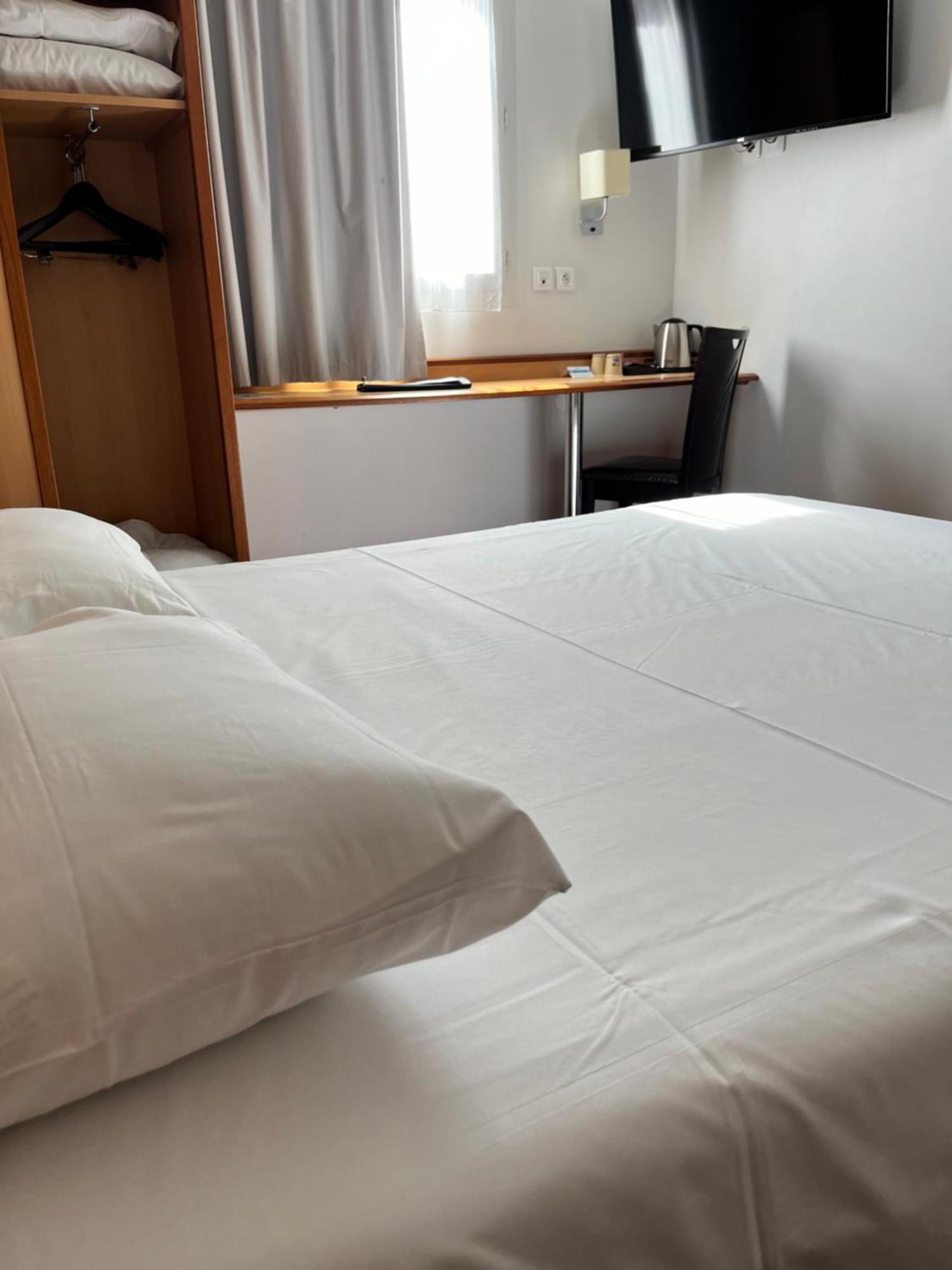 Brit Hotel Confort Μοντωμπάν Εξωτερικό φωτογραφία