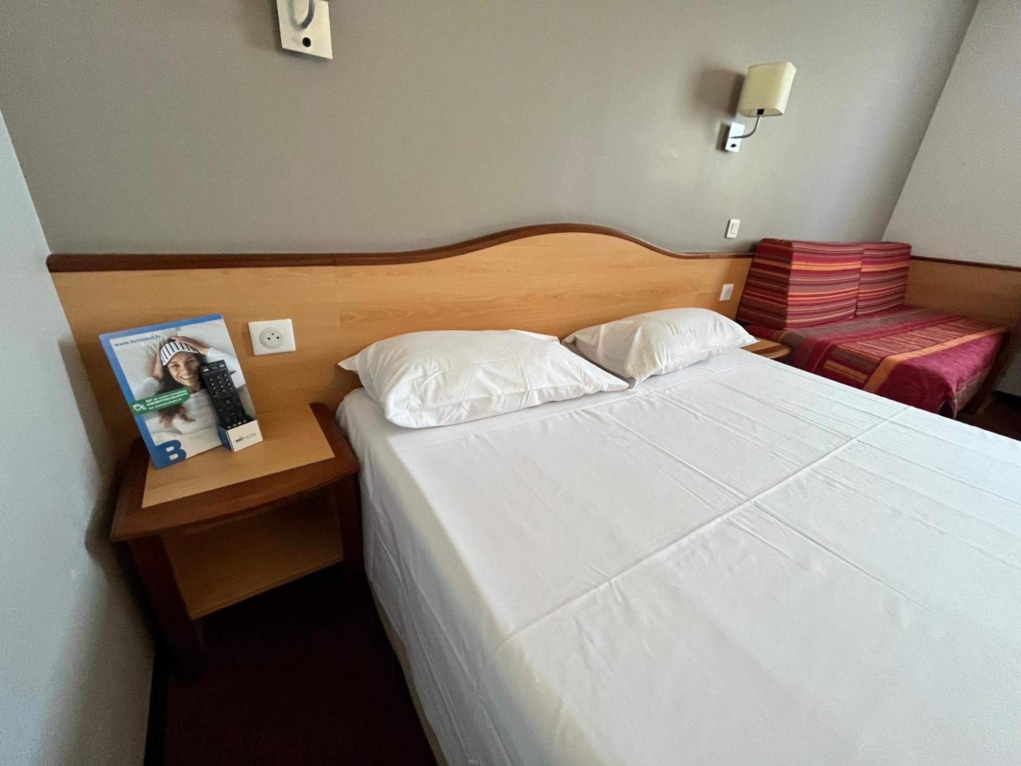 Brit Hotel Confort Μοντωμπάν Εξωτερικό φωτογραφία