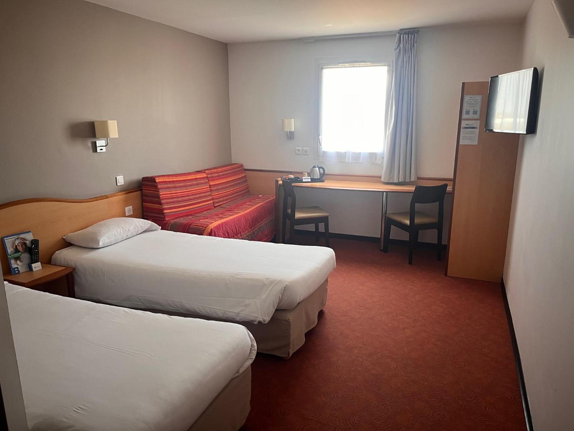 Brit Hotel Confort Μοντωμπάν Εξωτερικό φωτογραφία